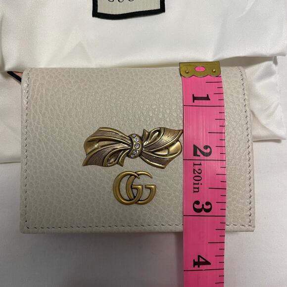 Gucci GG Marmont Bow Bifold Wallet off-white textured leather Gold Accents New - Picture 11 of 11